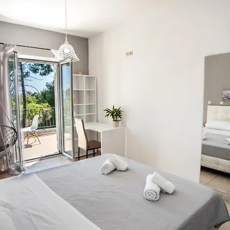 Gravanis Ir Villa Peszáda