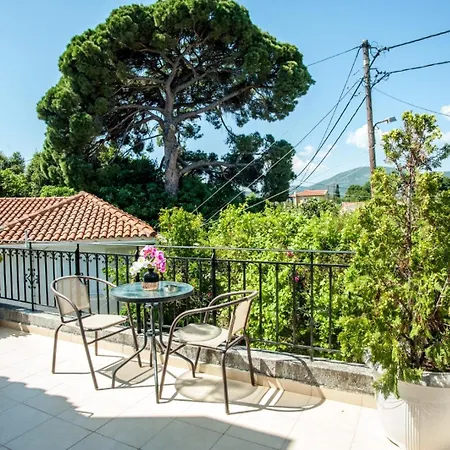 Gravanis Ir Villa Peszáda