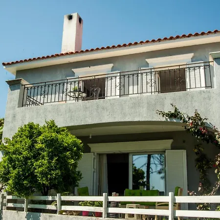 Villa Gravanis Ir Peszáda