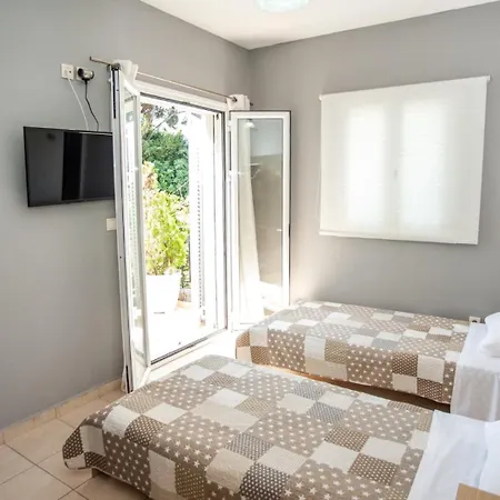 Gravanis Ir * Pesádha