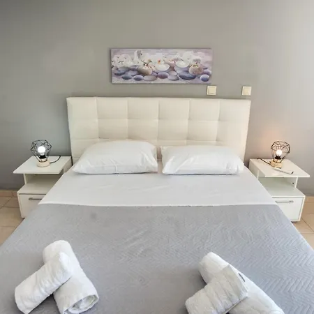 Gravanis Ir Villa Pesádha