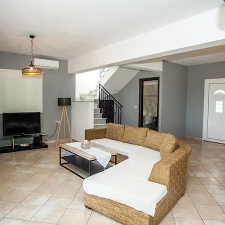 וילה Gravanis Ir *