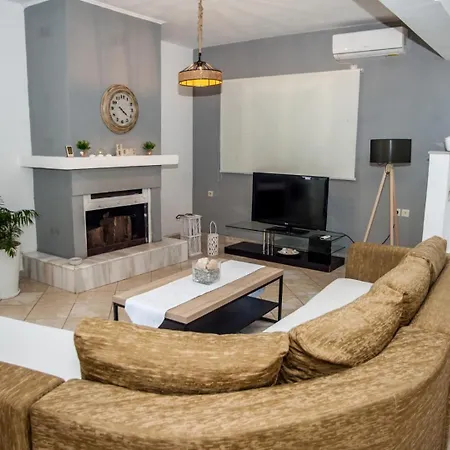 Gravanis Ir וילה